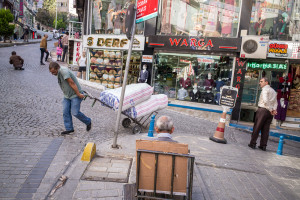 street scene, Istanbul, Turkey, 2017